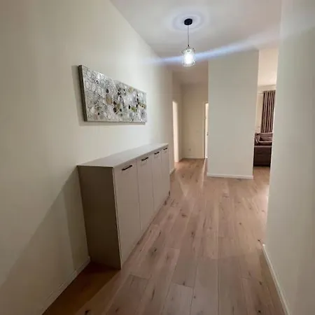Spacious 2-bed 2-bath * Vlorë